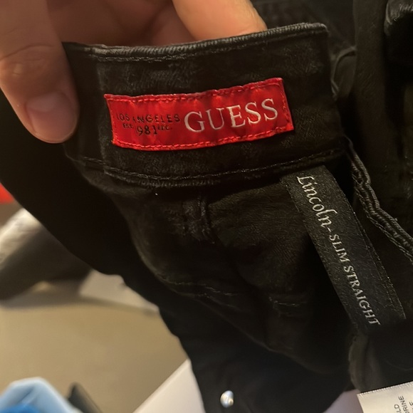 Men’s guess jeans - Picture 3 of 4